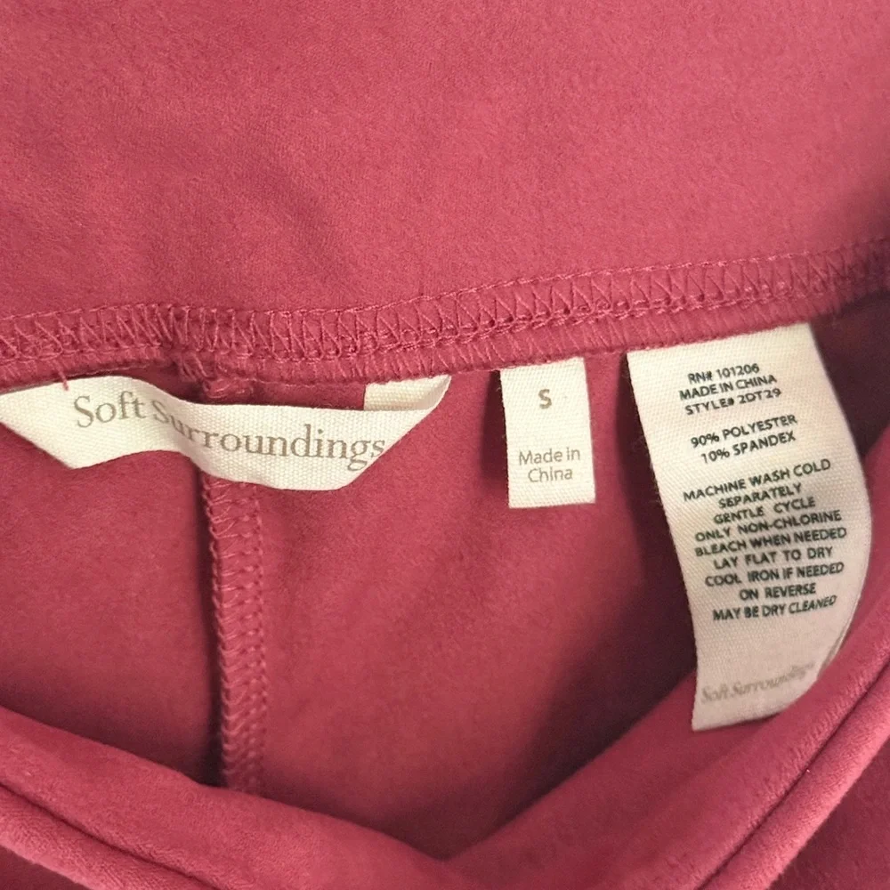 NWT Soft Surroundings Women’s Faux Suede Pull On Ankle Leggings Dark Pink Small‎